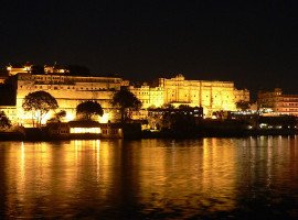Golden-Triangle-Tour-with-Udaipur