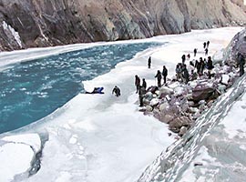 onelife-chadar-trek-frozen-river-itinerary-gallery-2